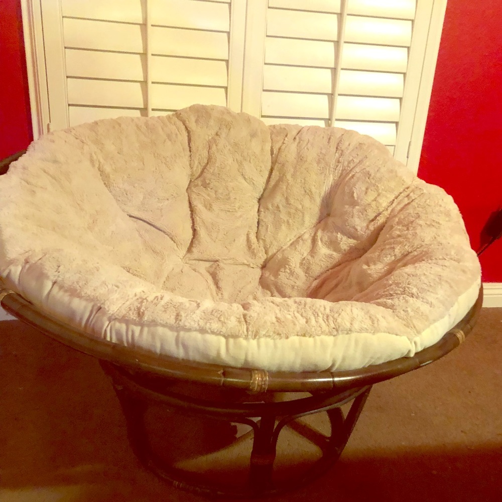 Papasan chair